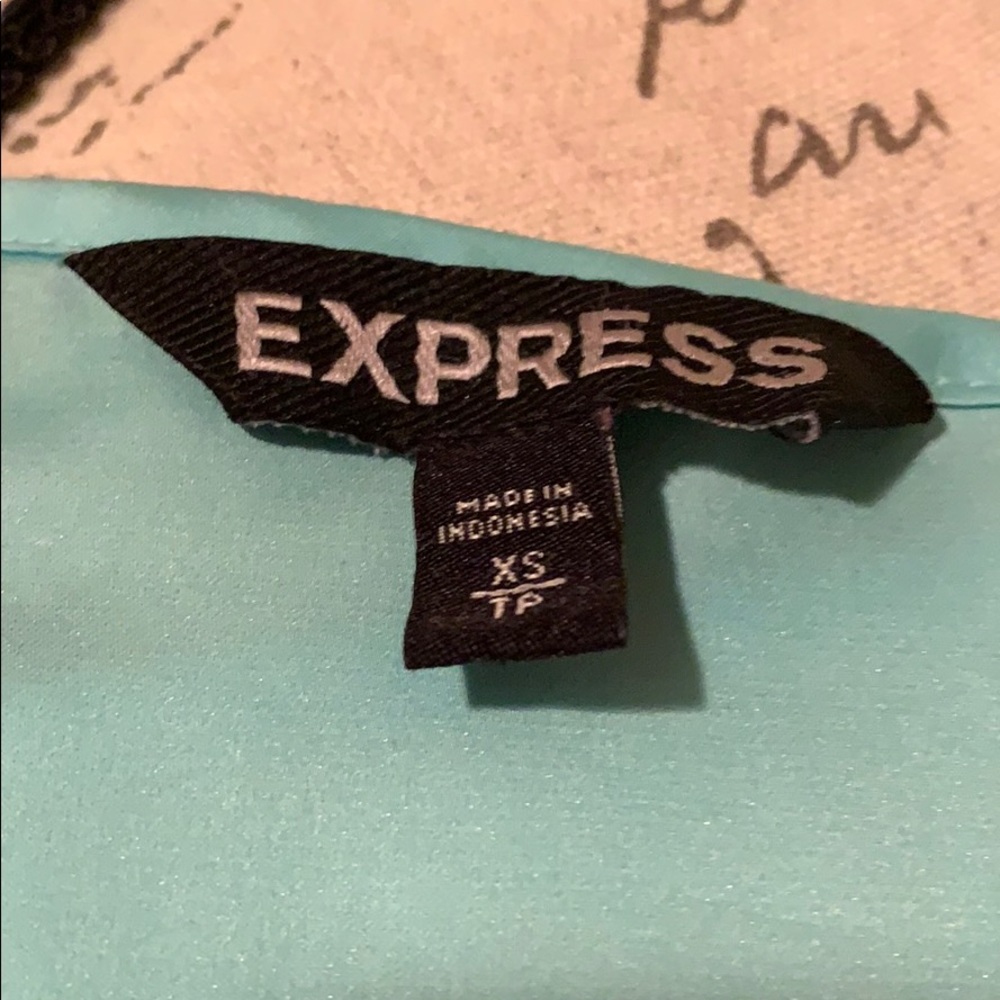 Express Tunic - Picture 5 of 5
